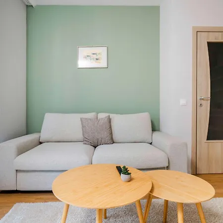 Modern And 1bd Flat With Balcony By Flat Mаnager 公寓 索菲亞