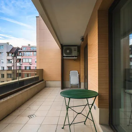 Modern And 1bd Flat With Balcony By Flat Mаnager