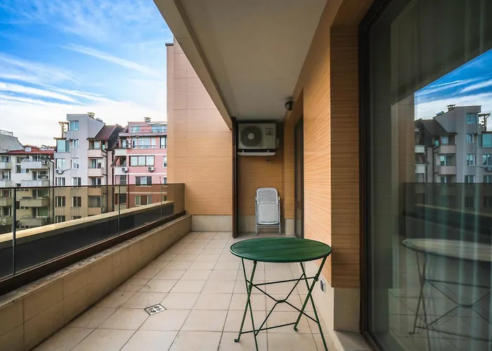 Modern And 1bd Flat With Balcony By Flat Mаnager